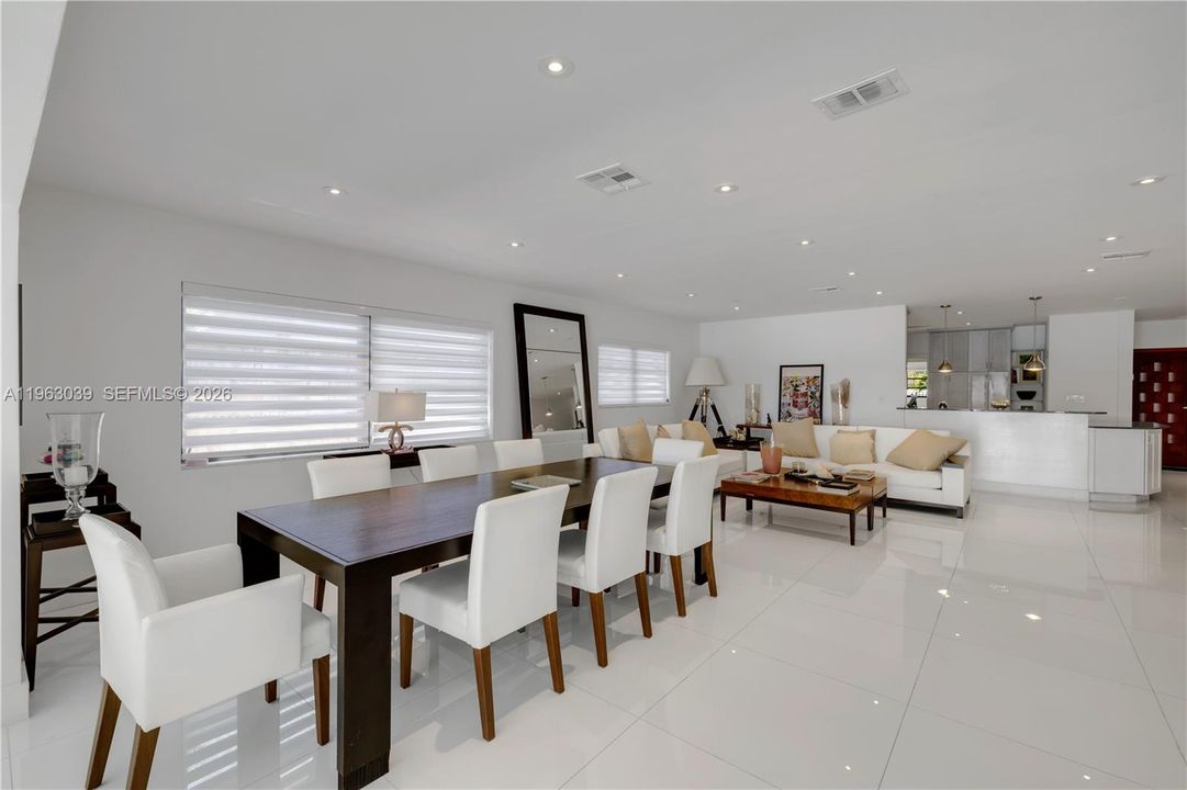 Active With Contract: $4,790,000 (4 beds, 3 baths, 3019 Square Feet)