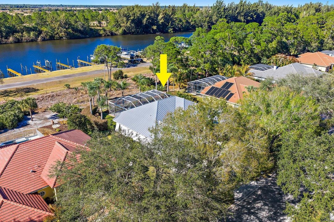 091-8888SWFishermansWharfDr-Stuart-SMALL
