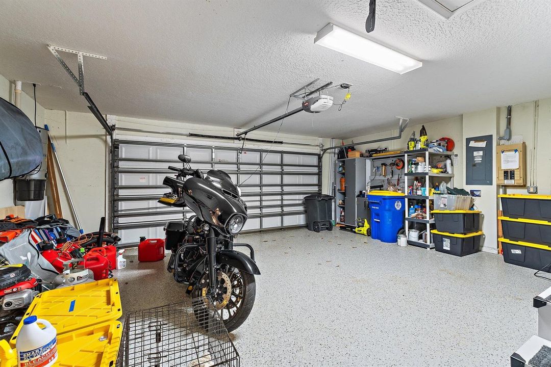 070-8888SWFishermansWharfDr-Stuart-SMALL