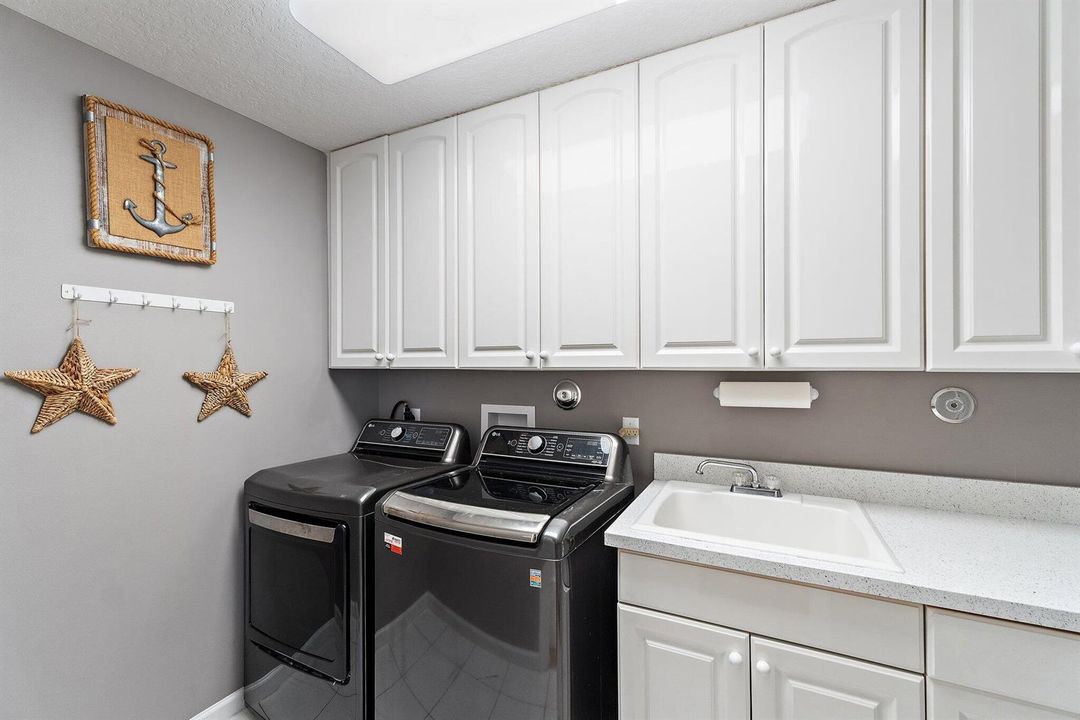 069-8888SWFishermansWharfDr-Stuart-SMALL