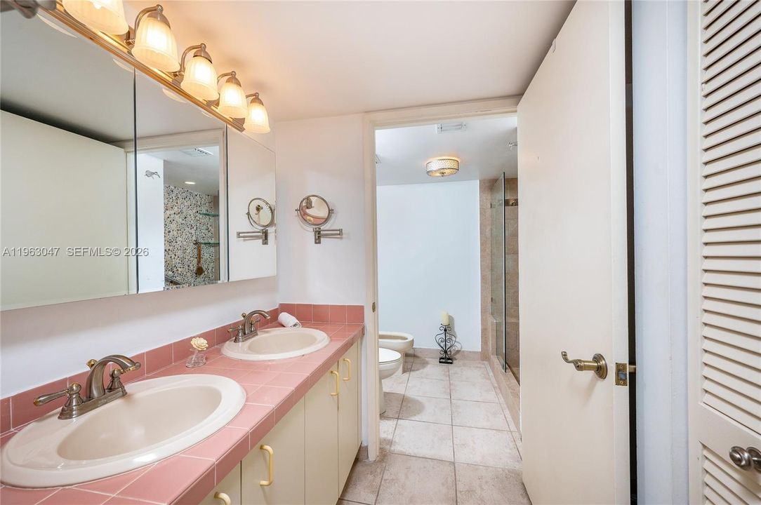 Vendido Recientemente: $485,000 (2 camas, 2 baños, 1030 Pies cuadrados)