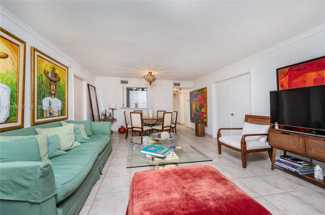 Vendido Recientemente: $485,000 (2 camas, 2 baños, 1030 Pies cuadrados)