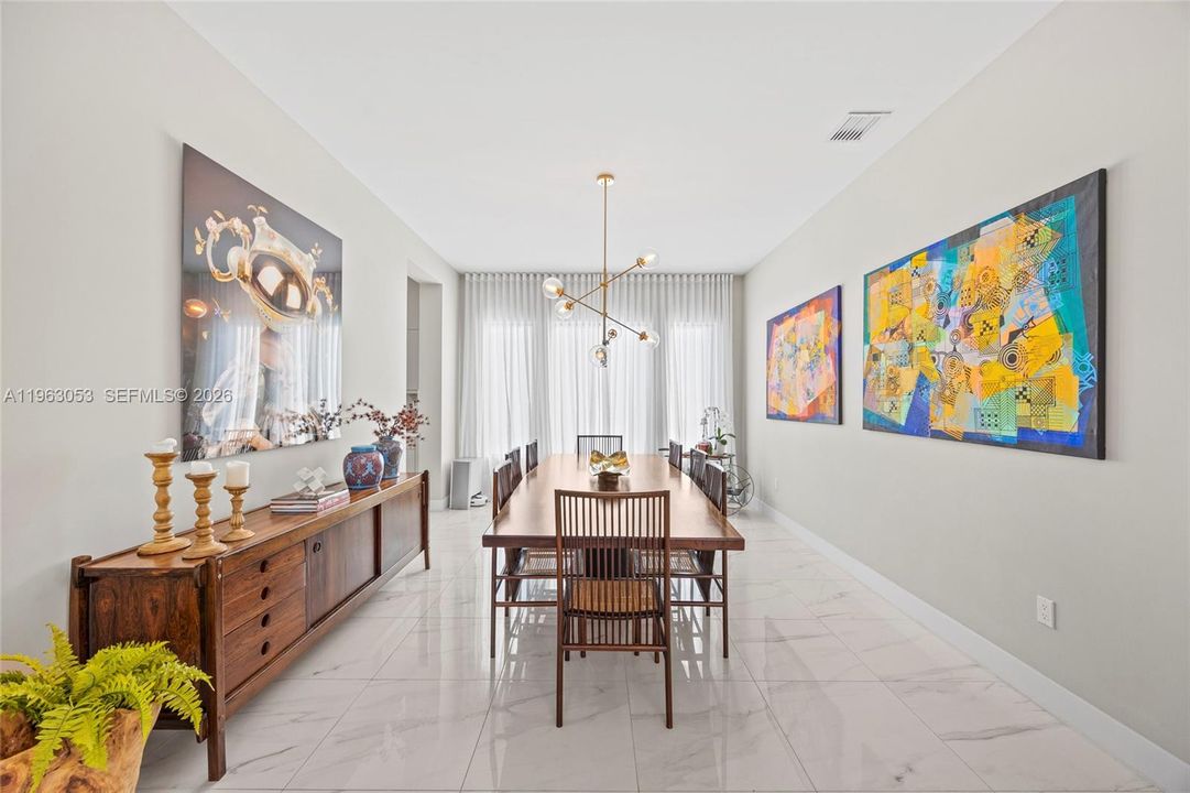 En Venta: $2,390,000 (5 camas, 7 baños, 4484 Pies cuadrados)