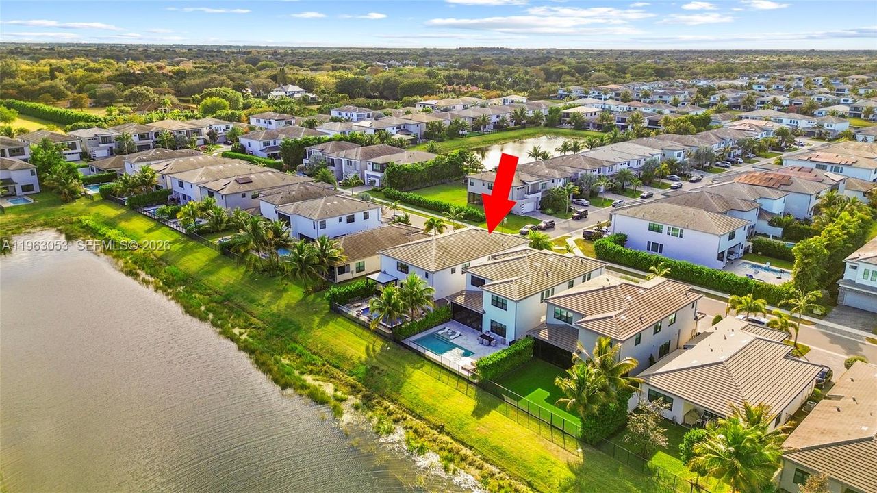 En Venta: $2,390,000 (5 camas, 7 baños, 4484 Pies cuadrados)