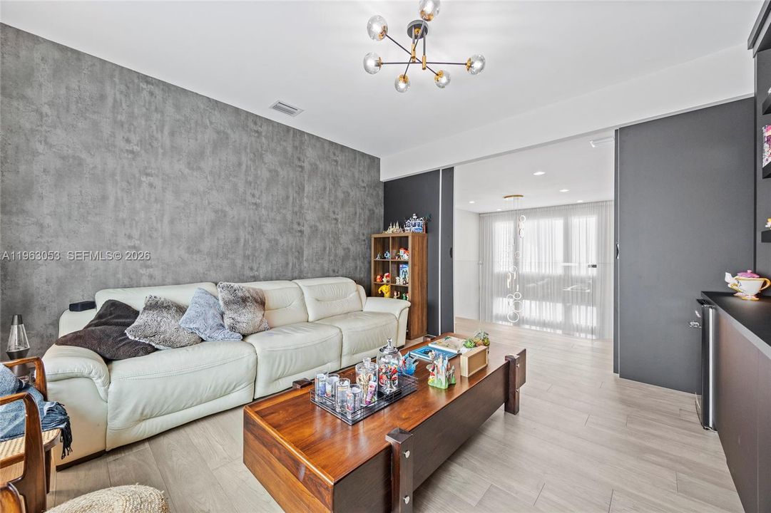 En Venta: $2,390,000 (5 camas, 7 baños, 4484 Pies cuadrados)