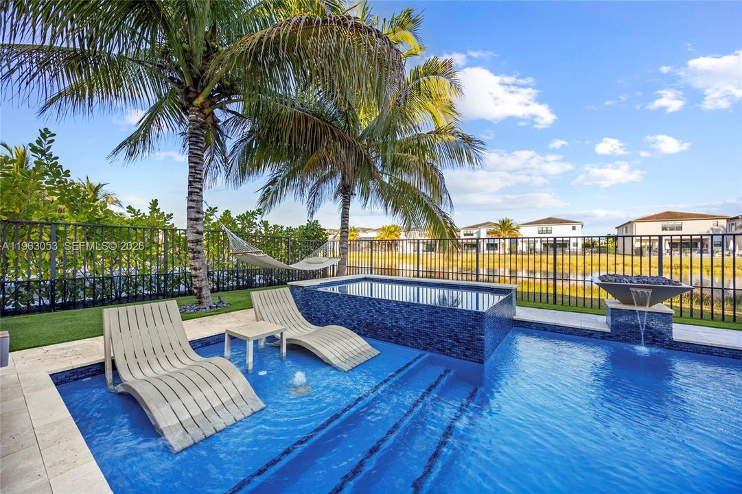 En Venta: $2,390,000 (5 camas, 7 baños, 4484 Pies cuadrados)