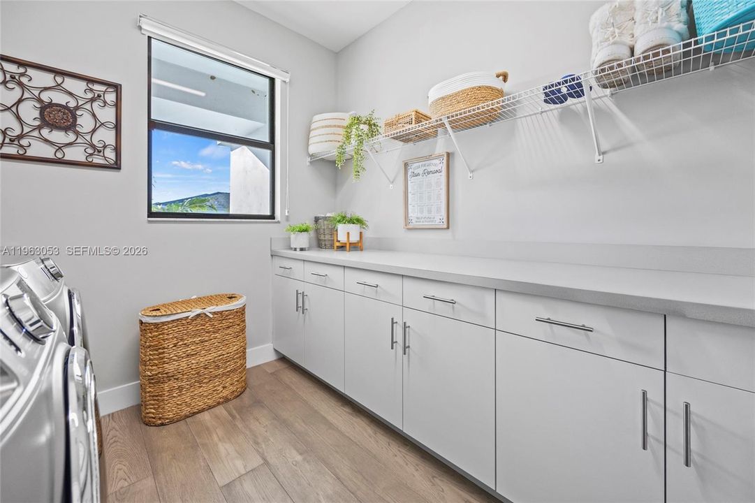 En Venta: $2,390,000 (5 camas, 7 baños, 4484 Pies cuadrados)