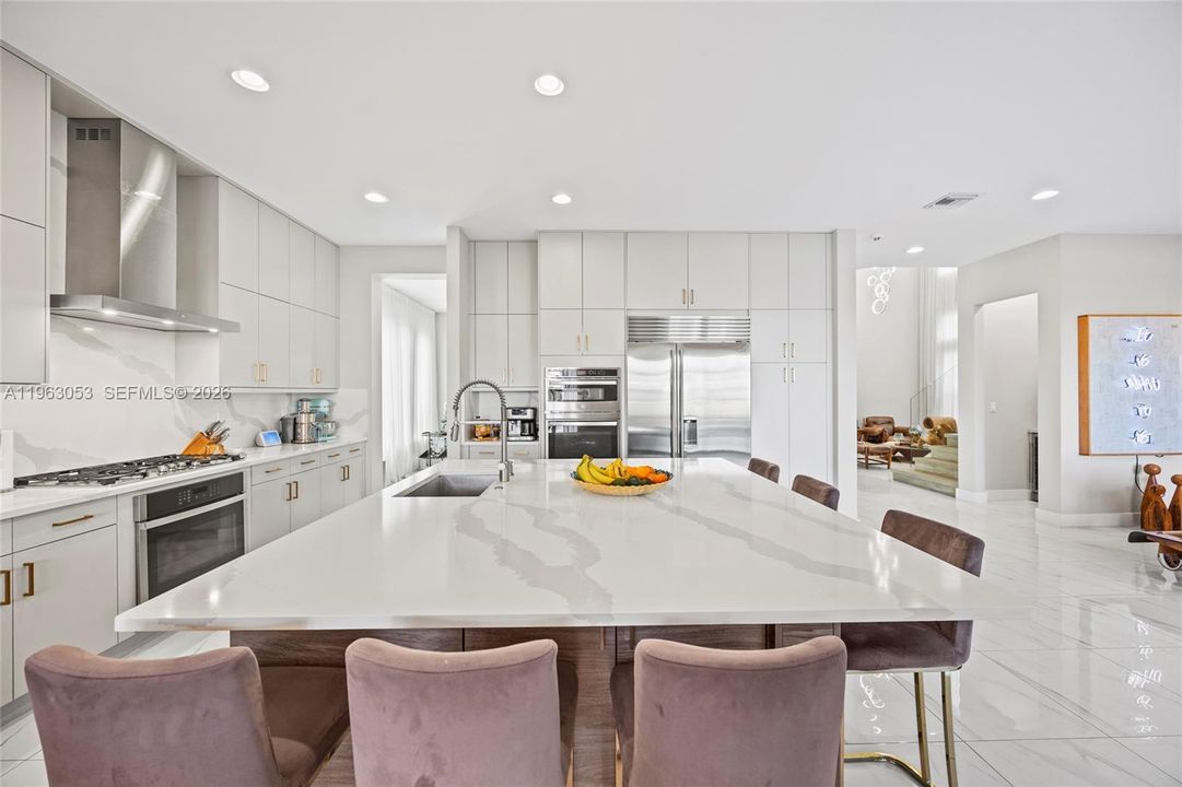 En Venta: $2,390,000 (5 camas, 7 baños, 4484 Pies cuadrados)