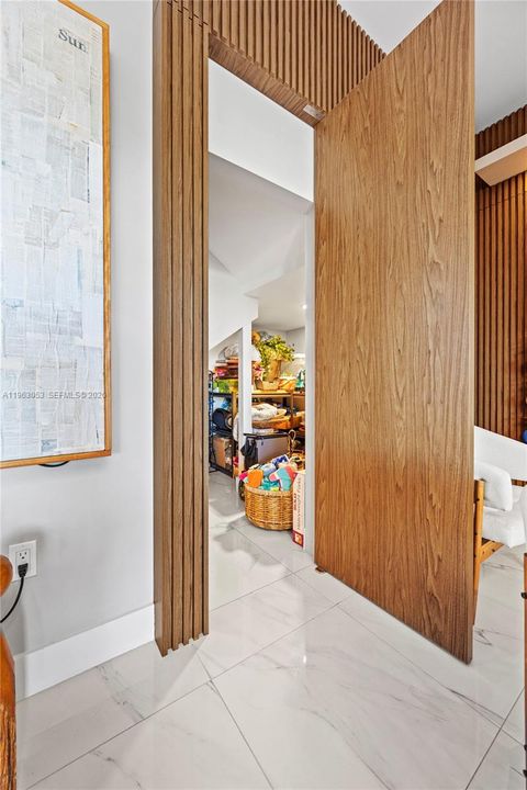 En Venta: $2,390,000 (5 camas, 7 baños, 4484 Pies cuadrados)