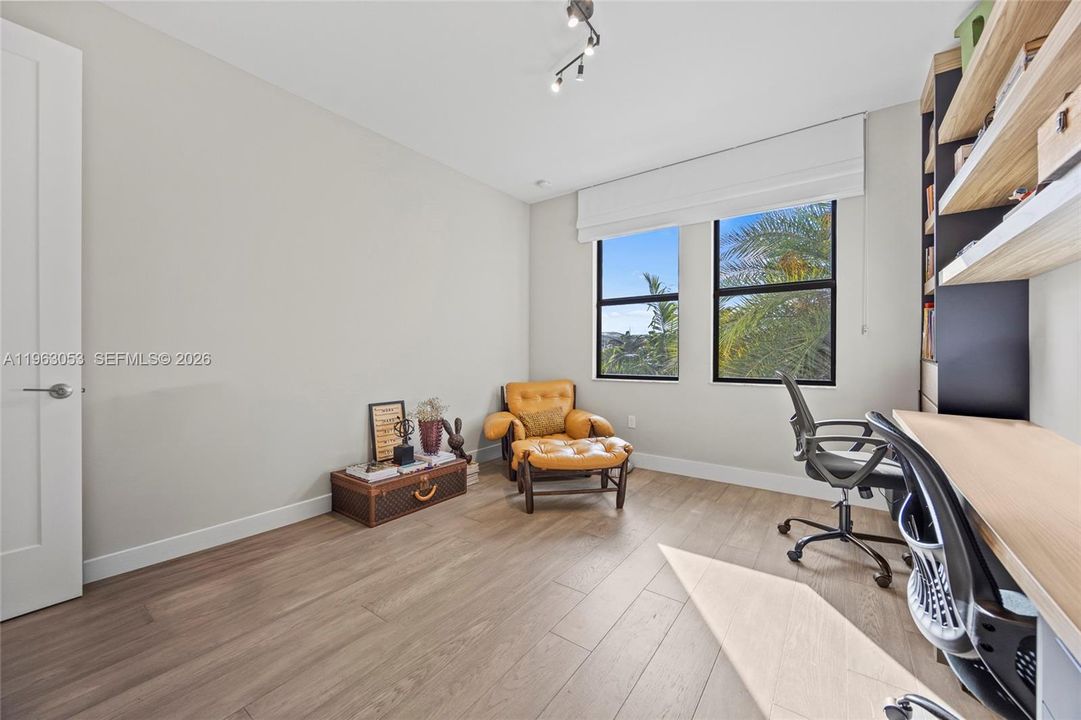 En Venta: $2,390,000 (5 camas, 7 baños, 4484 Pies cuadrados)