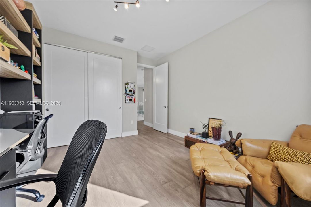 En Venta: $2,390,000 (5 camas, 7 baños, 4484 Pies cuadrados)