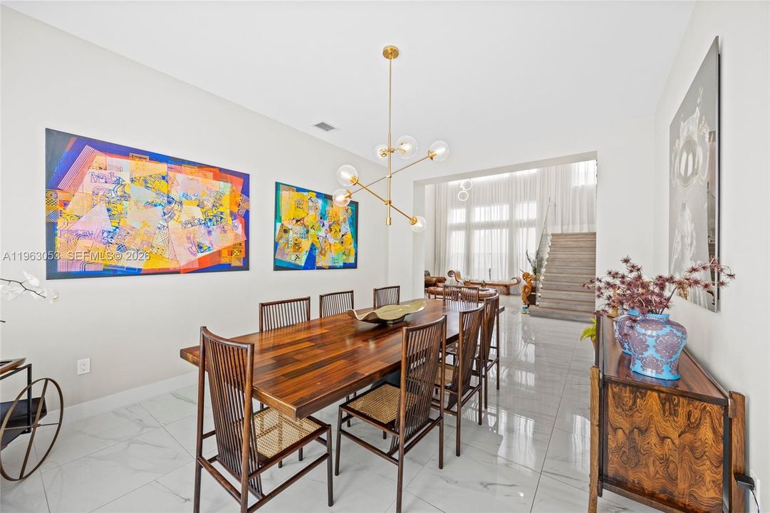 En Venta: $2,390,000 (5 camas, 7 baños, 4484 Pies cuadrados)