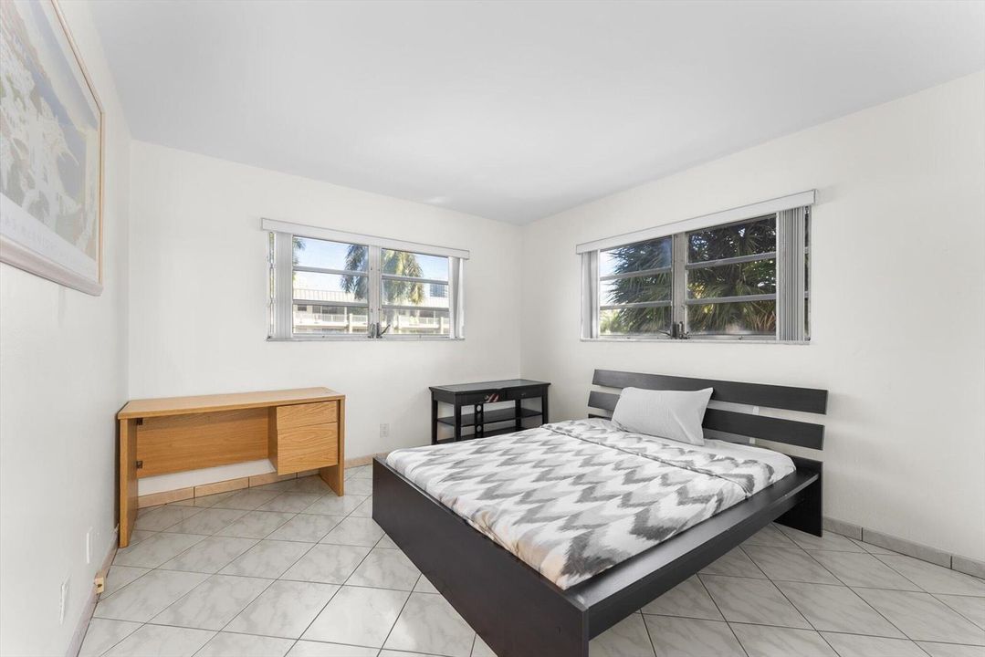 2nd Bedroom