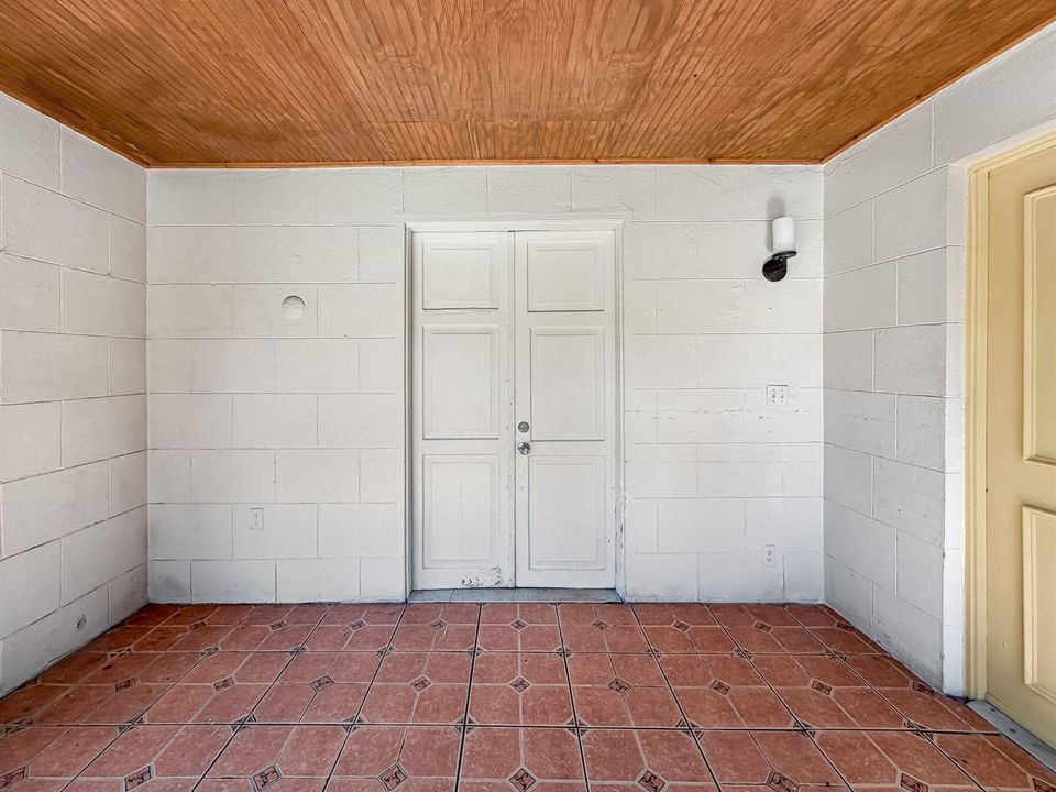FRONT DOOR
