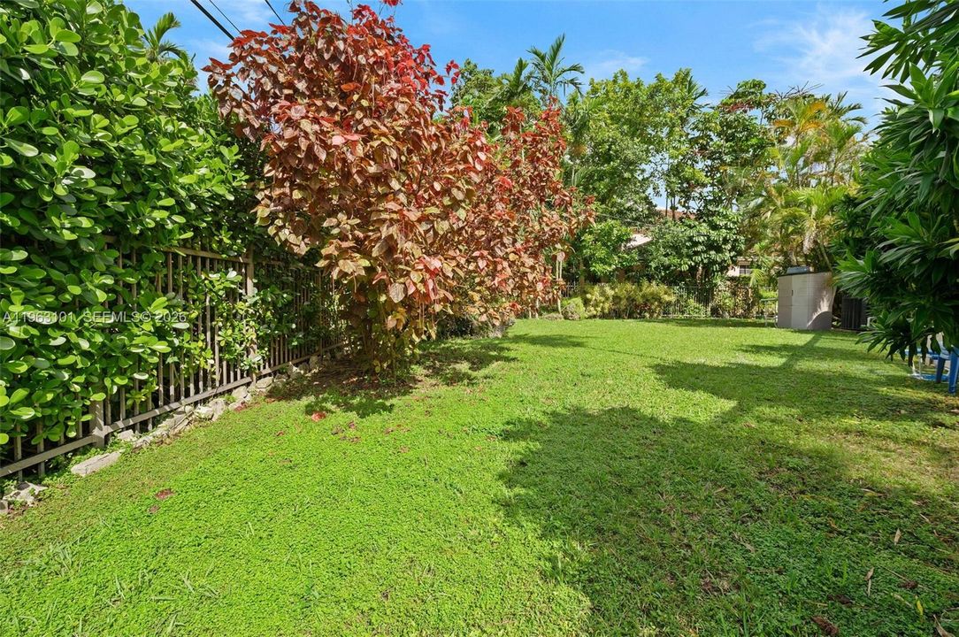Недавно продано: $2,395,000 (4 спален, 4 ванн, 2907 Квадратных фут)