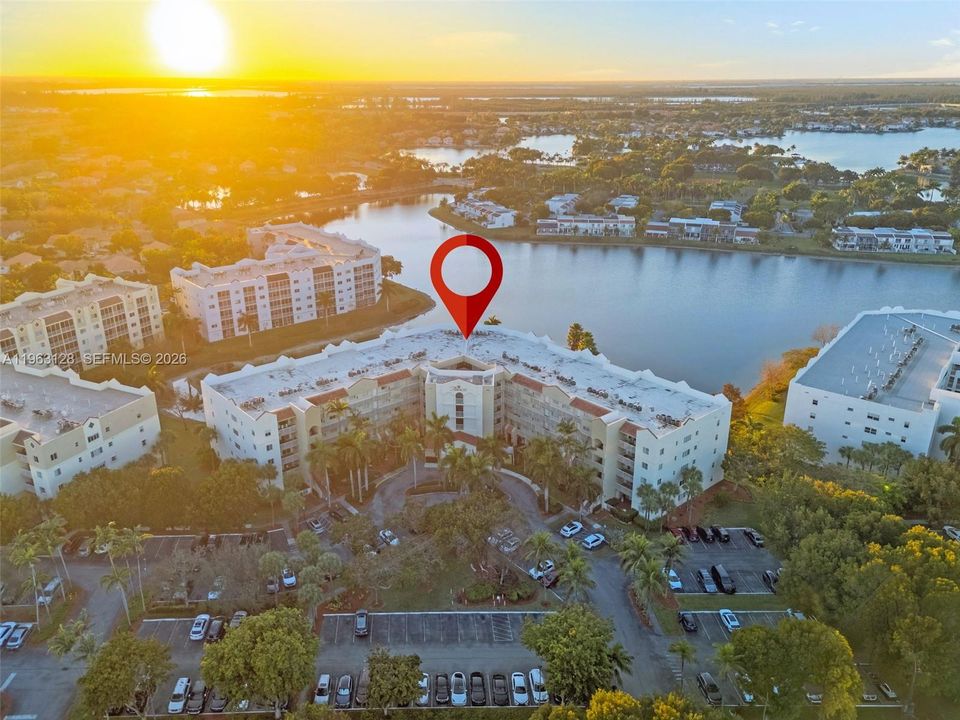 Недавно продано: $529,000 (3 спален, 2 ванн, 1710 Квадратных фут)