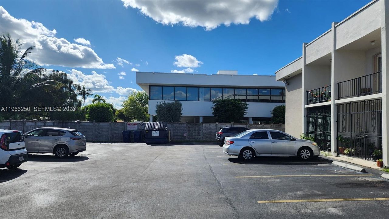 Recently Sold: $259,000 (1 beds, 1 baths, 730 Square Feet)