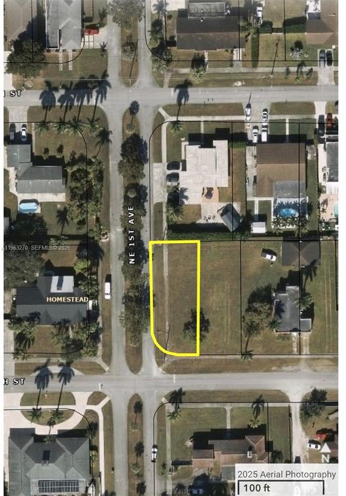 На продажу: $249,500 (0.15 acres)
