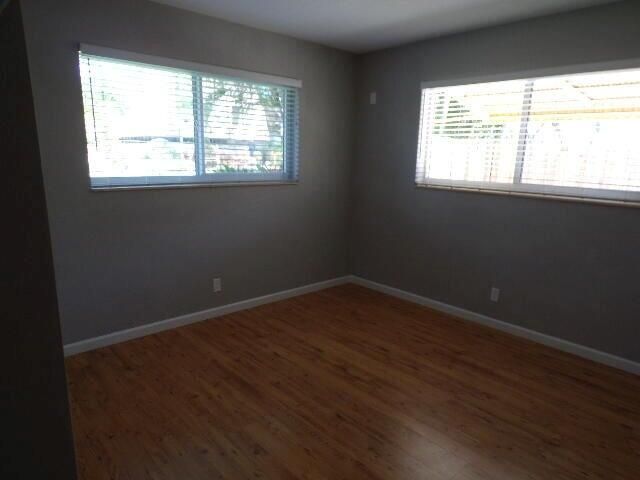 bedroom2