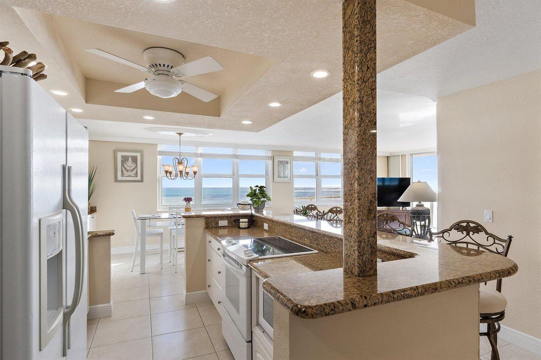 042-5440NOceanDr-907-NorthPalmBeach-SMAL
