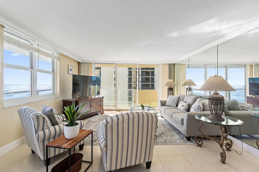 5440 N Ocean 907_Living Room