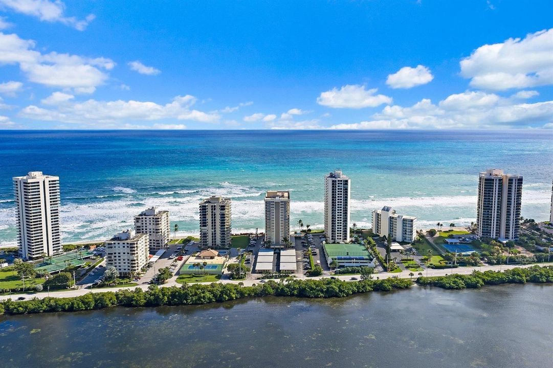 019-5440NOceanDr-907-NorthPalmBeach-SMAL