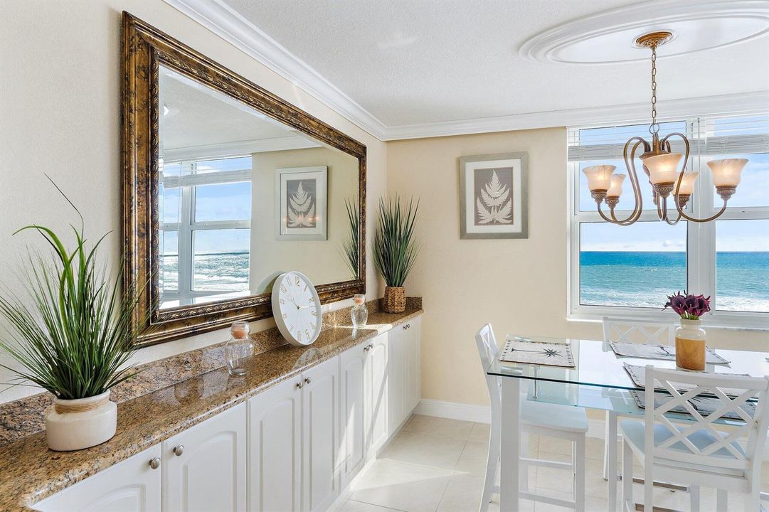 046-5440NOceanDr-907-NorthPalmBeach-SMAL