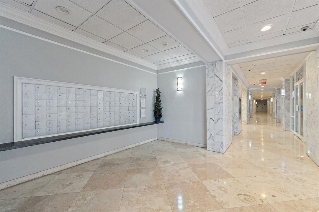 031-5440NOceanDr-907-NorthPalmBeach-SMAL