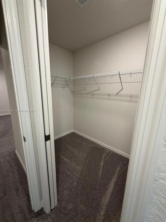 Recently Rented: $2,100 (3 beds, 2 baths, 0 Square Feet)