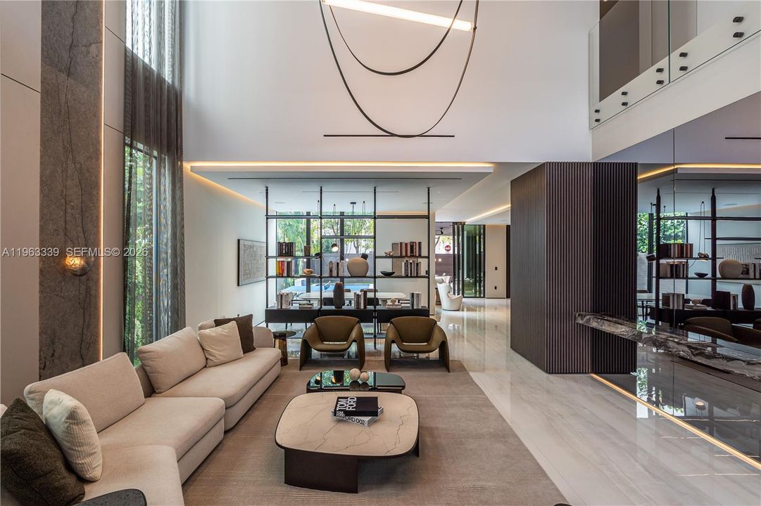 En Venta: $4,275,000 (5 camas, 5 baños, 4067 Pies cuadrados)