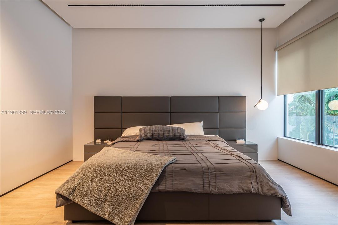 En Venta: $4,275,000 (5 camas, 5 baños, 4067 Pies cuadrados)
