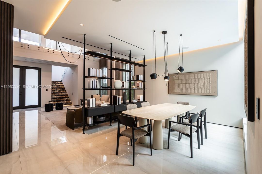 En Venta: $4,275,000 (5 camas, 5 baños, 4067 Pies cuadrados)