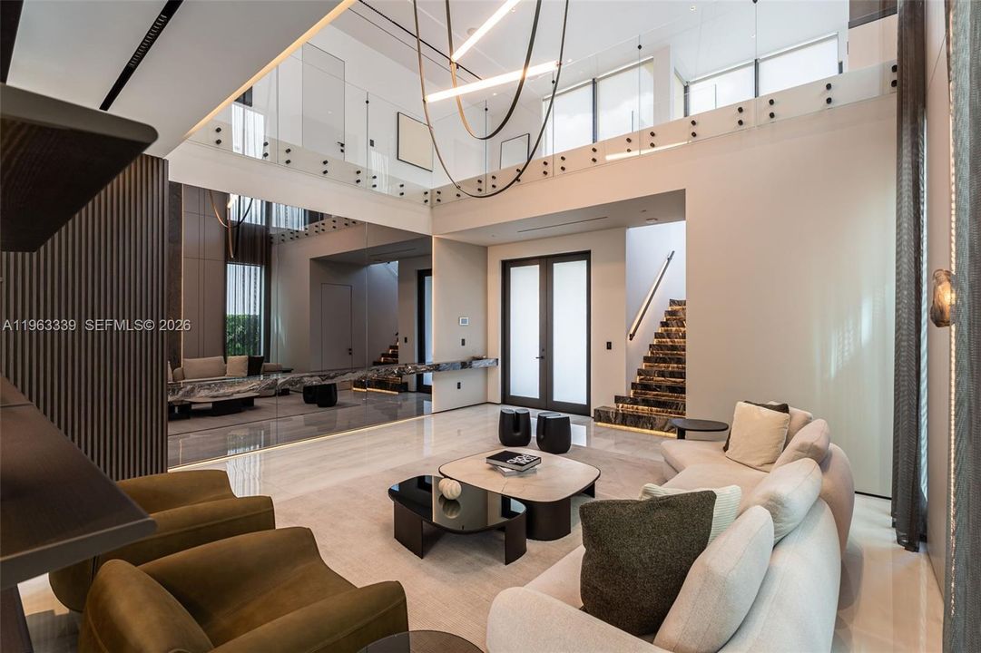 En Venta: $4,275,000 (5 camas, 5 baños, 4067 Pies cuadrados)