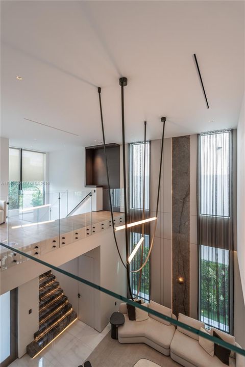 En Venta: $4,275,000 (5 camas, 5 baños, 4067 Pies cuadrados)