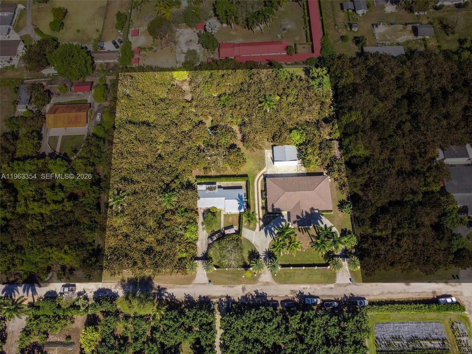 En Venta: $3,000,000 (7 camas, 6 baños, 4979 Pies cuadrados)