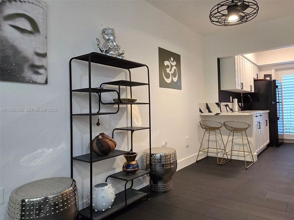 En Venta: $199,000 (0 camas, 1 baños, 434 Pies cuadrados)