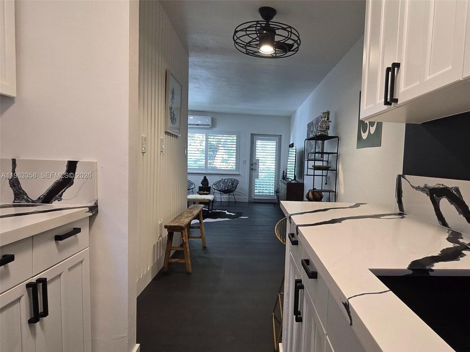 En Venta: $199,000 (0 camas, 1 baños, 434 Pies cuadrados)