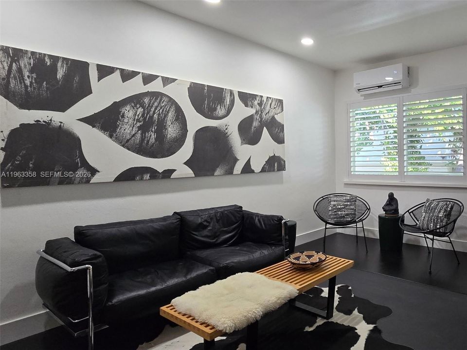 En Venta: $199,000 (0 camas, 1 baños, 434 Pies cuadrados)
