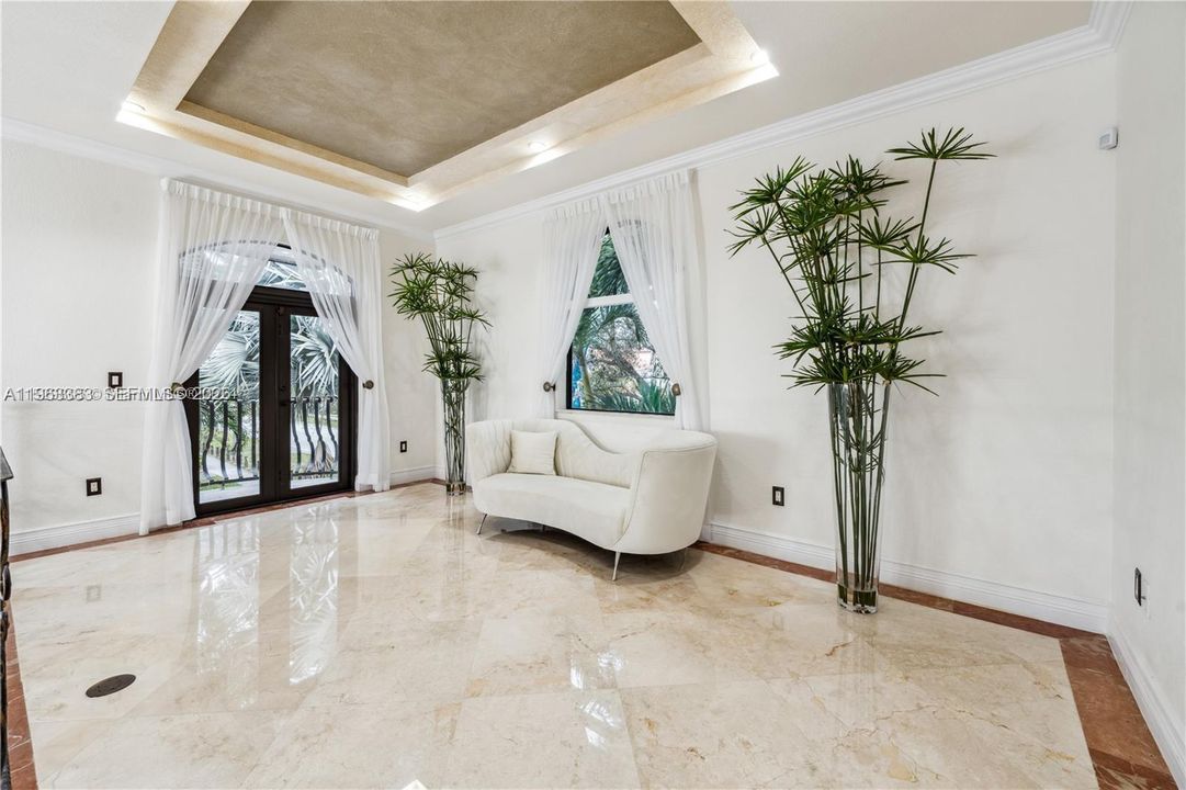 For Sale: $2,350,000 (4 beds, 4 baths, 3783 Square Feet)