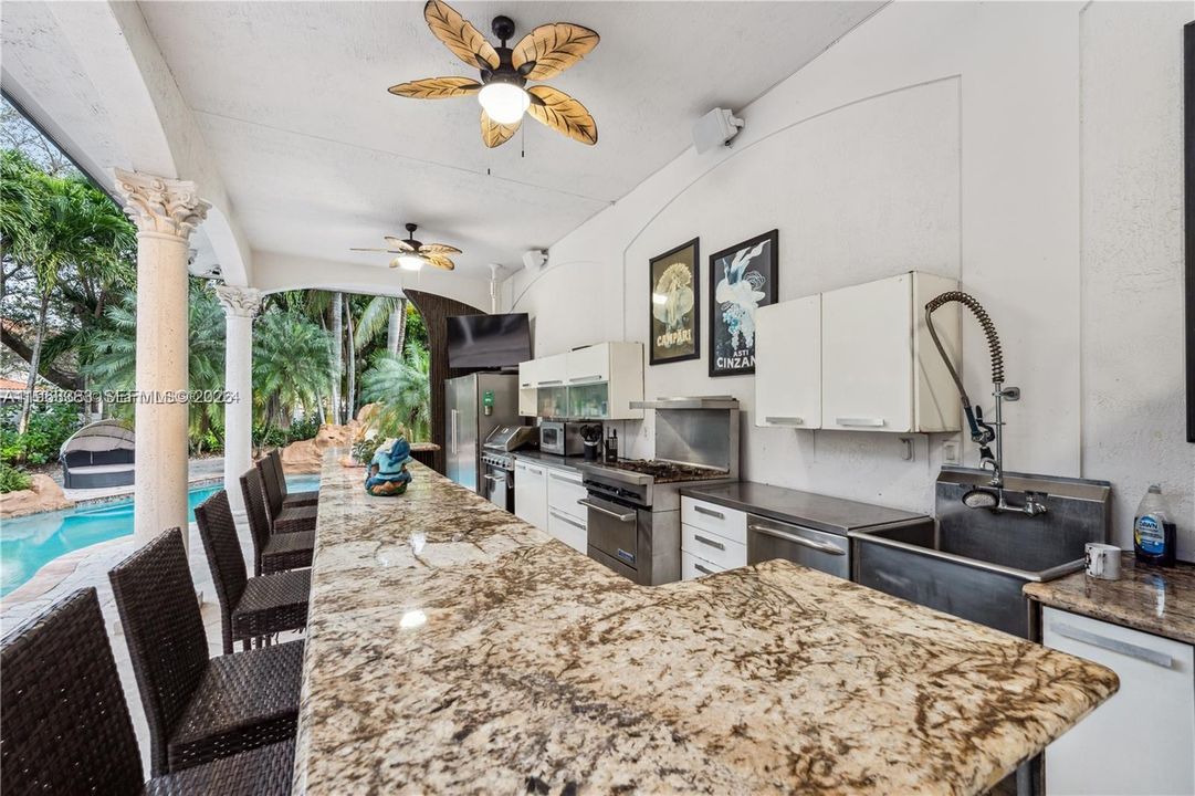 For Sale: $2,350,000 (4 beds, 4 baths, 3783 Square Feet)