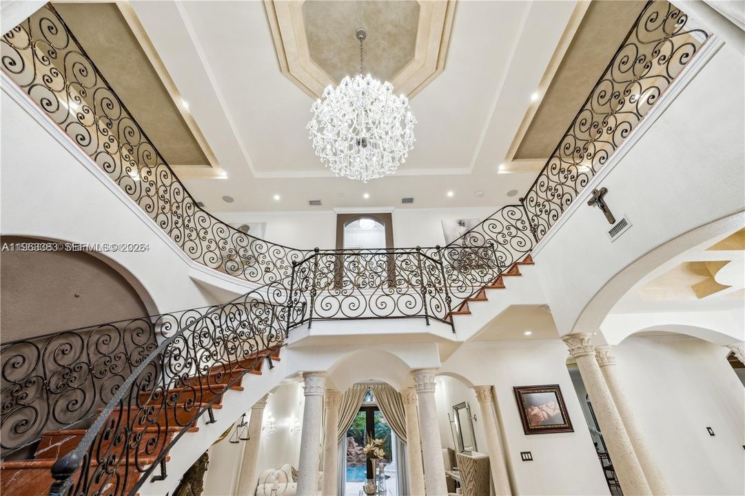 For Sale: $2,350,000 (4 beds, 4 baths, 3783 Square Feet)
