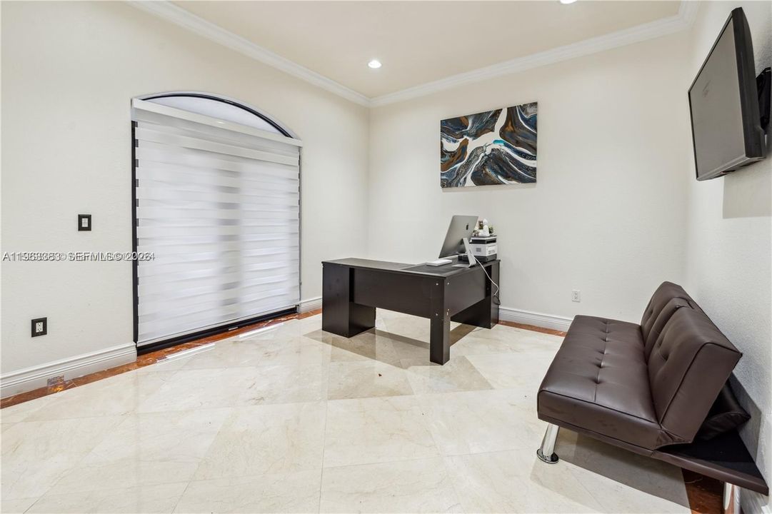 For Sale: $2,350,000 (4 beds, 4 baths, 3783 Square Feet)