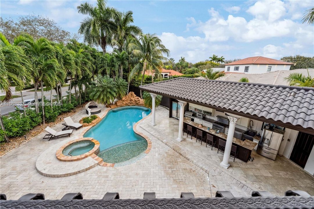 For Sale: $2,350,000 (4 beds, 4 baths, 3783 Square Feet)