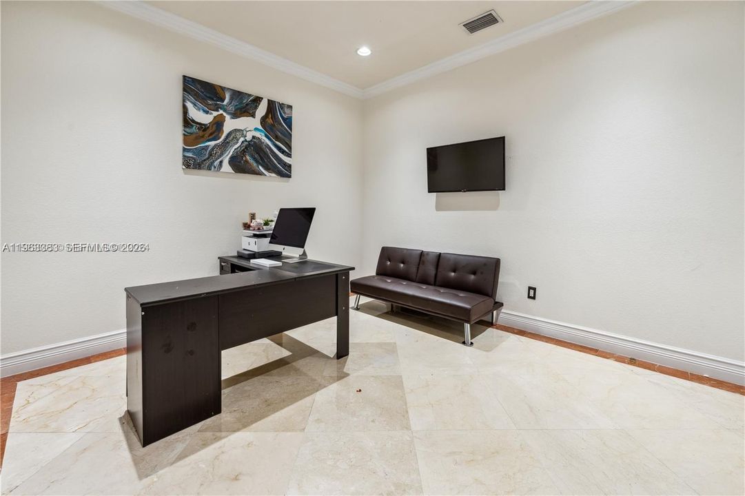 For Sale: $2,350,000 (4 beds, 4 baths, 3783 Square Feet)