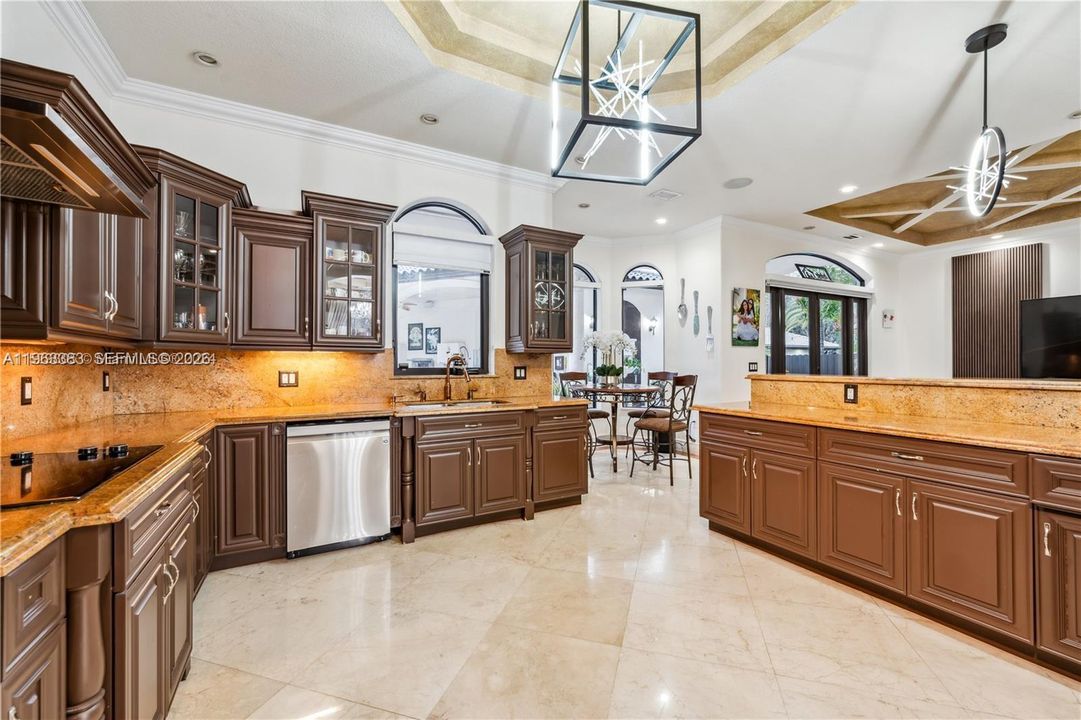 For Sale: $2,350,000 (4 beds, 4 baths, 3783 Square Feet)