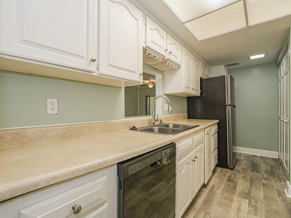 KITCHEN 2