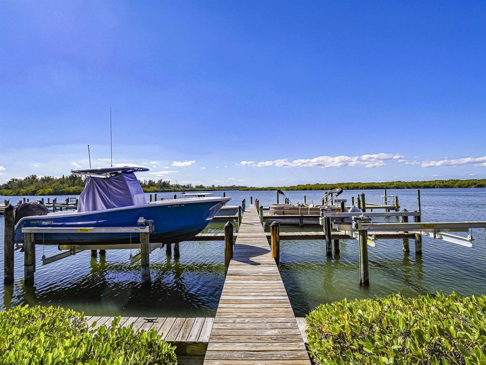 DOCK