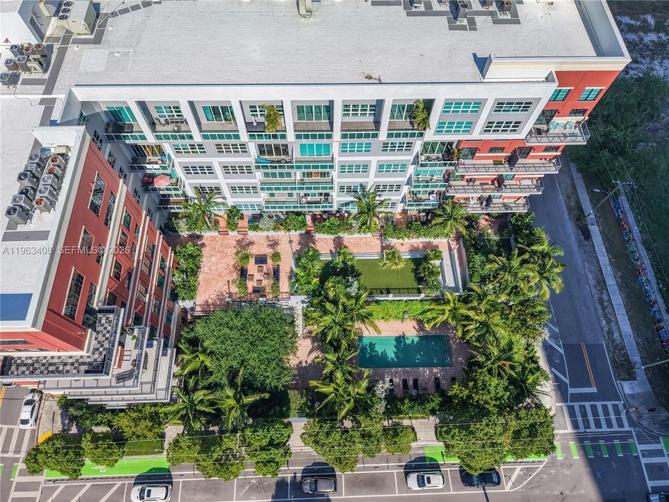 For Sale: $3,000,000 (2 beds, 2 baths, 3774 Square Feet)