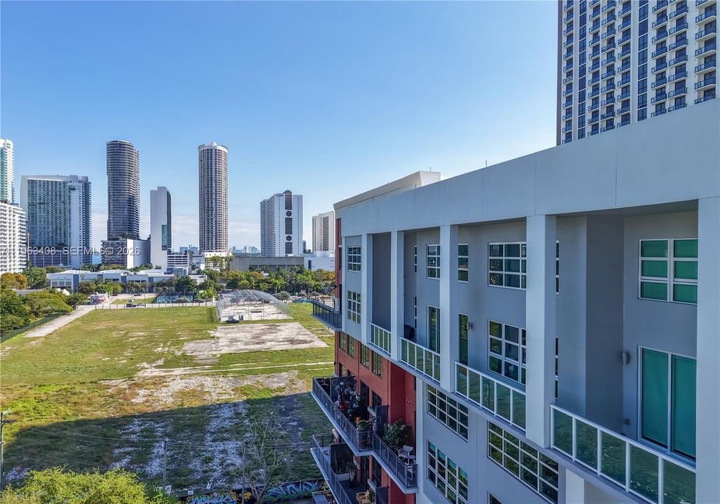 For Sale: $3,000,000 (2 beds, 2 baths, 3774 Square Feet)