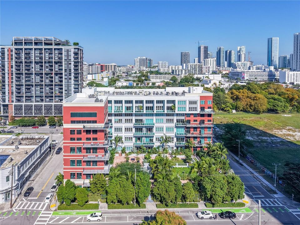 For Sale: $3,000,000 (2 beds, 2 baths, 3774 Square Feet)